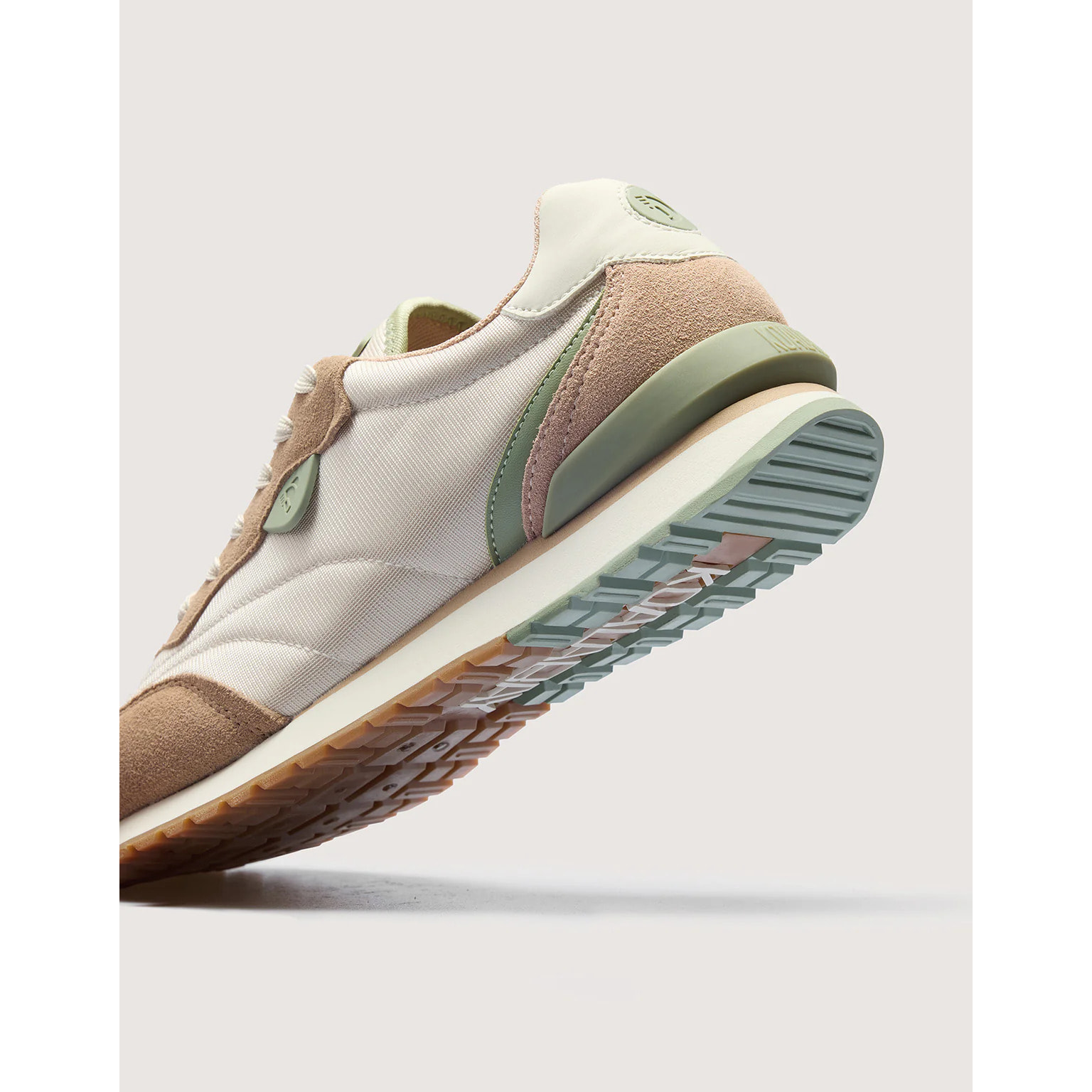 Sneakers Beige - NEPTUNE