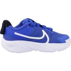 SNEAKERS NIKE STAR RUNNER 4