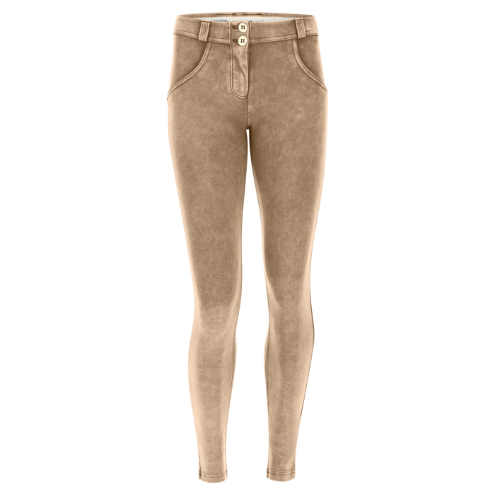 Pantaloni push up WR.UP® tessuto ecologico effetto bleached