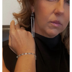 Joyero de viaje y Conjunto de Swarovski pendientes largos y pulsera con detalles de flor. Plata de ley 7-10 micras en color negro