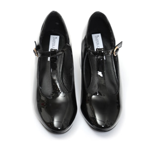 Dècolletè in simil pelle verniciata con tacco basso quadrato