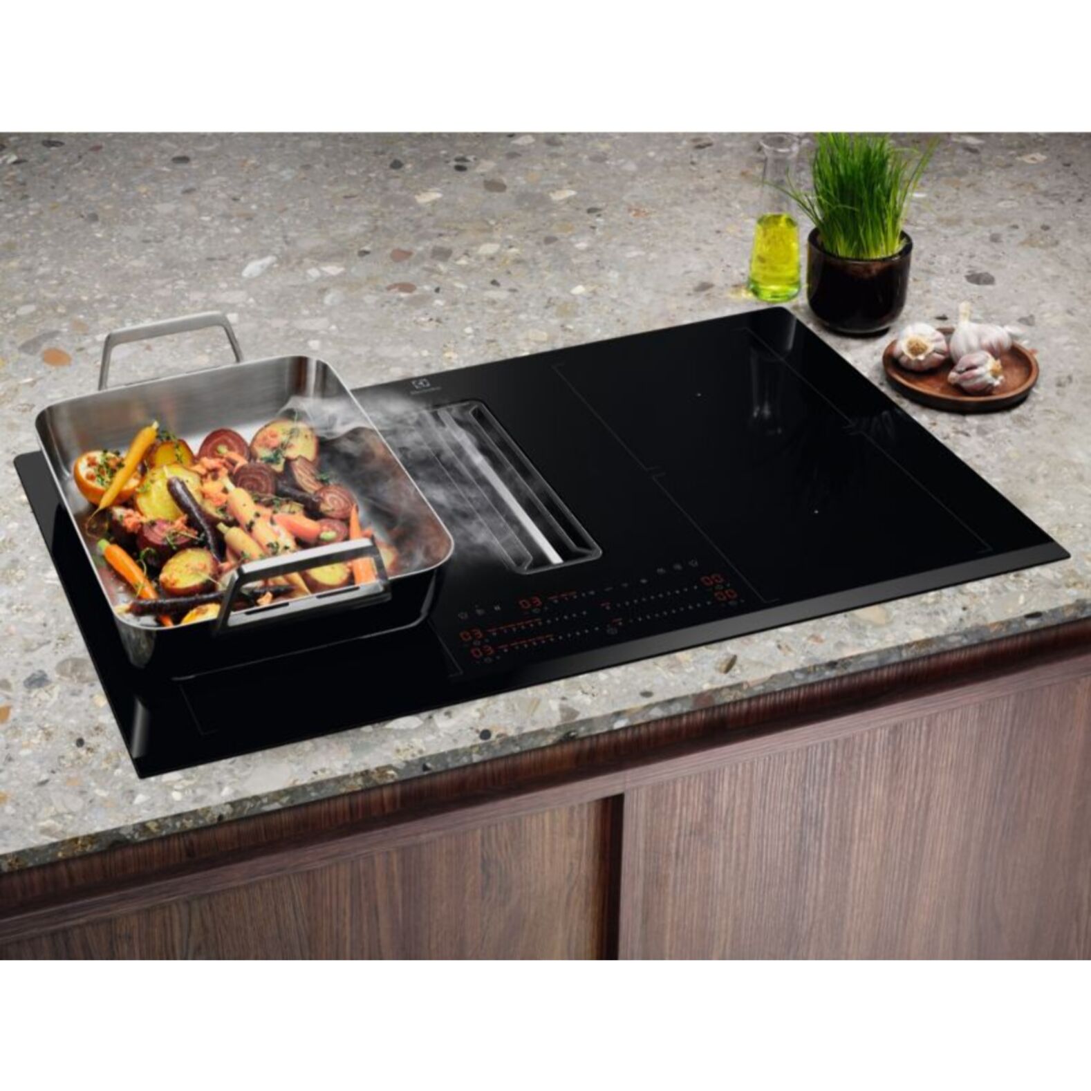 Plaque induction aspirante ELECTROLUX KCC84450 breeze