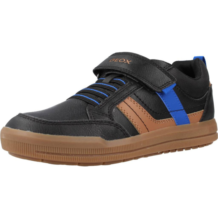 SNEAKERS GEOX J ARZACH B .