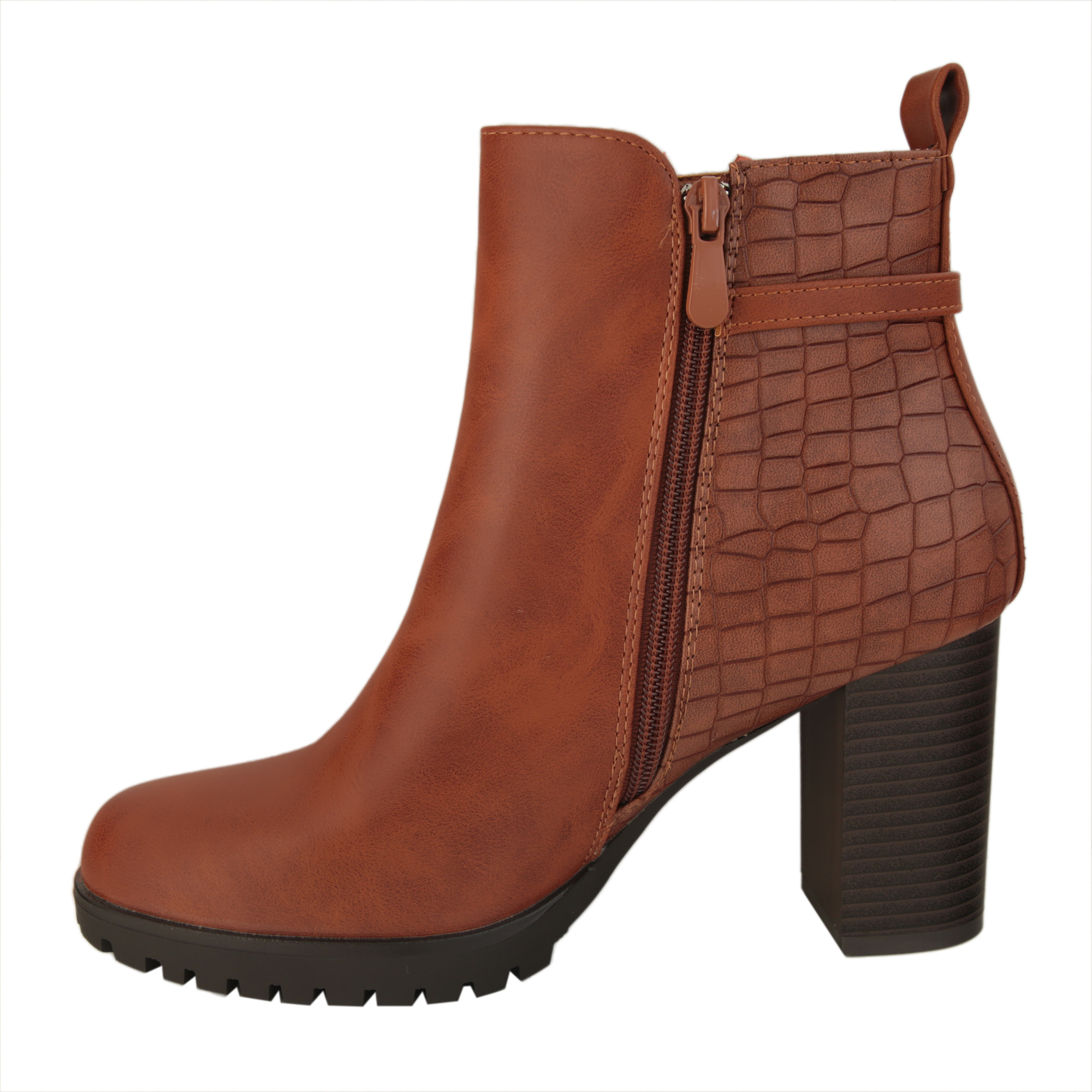 Tronchetti in simil pelle con tacco alto comodo