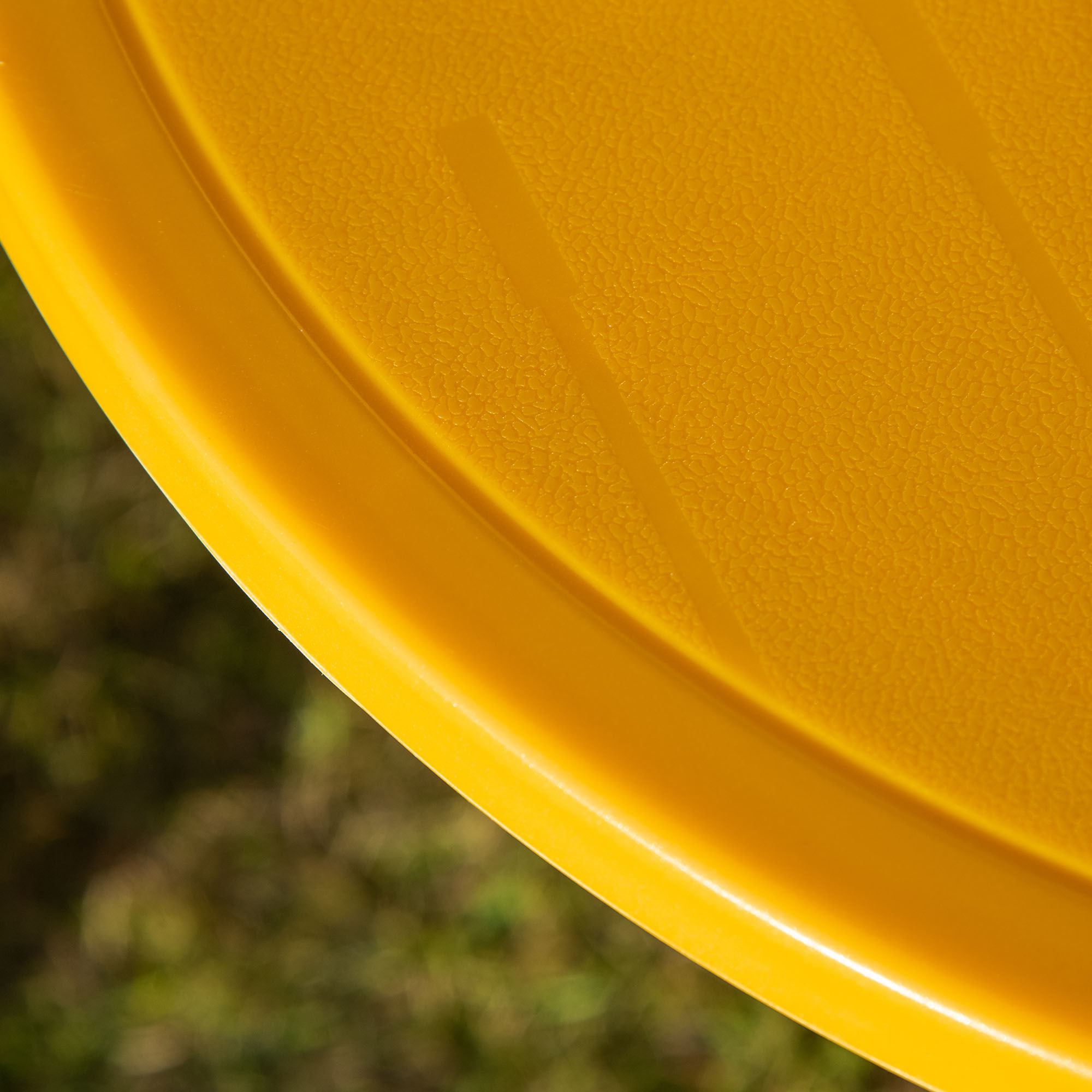 Ensemble salon de jardin enfant 4 pcs design tigre - table ronde + 2 chaises pliables + parasol - métal époxy oxford jaune