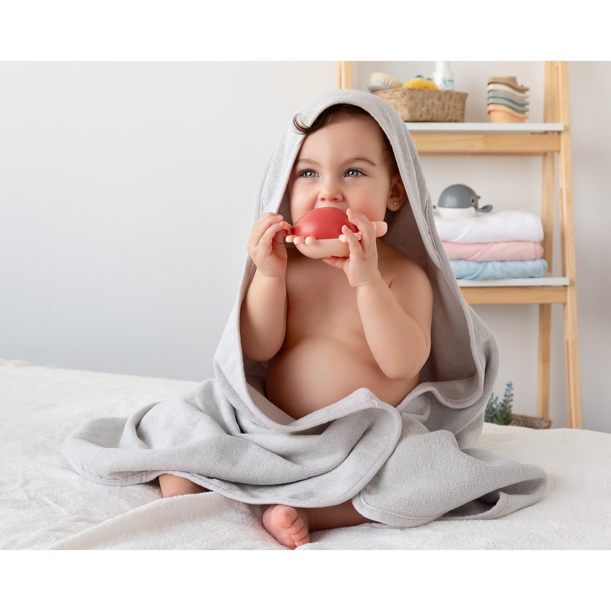 TOALLA DE BAMBÚ PARA BEBÉ GRIS