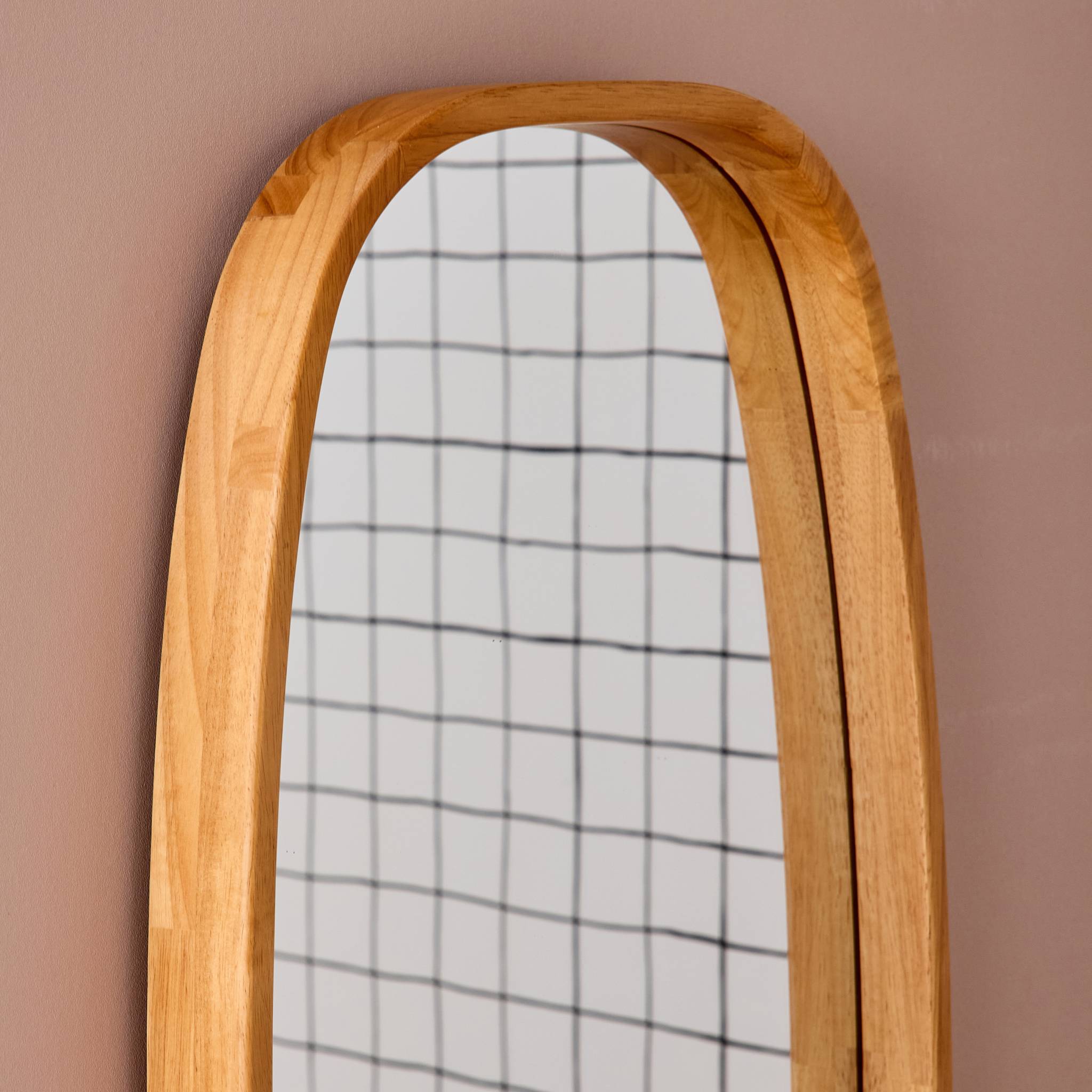 Miroir rectangulaire JAMIE en bois d'hévéa. bords arrondis. couleur bois clair. 80 cm
