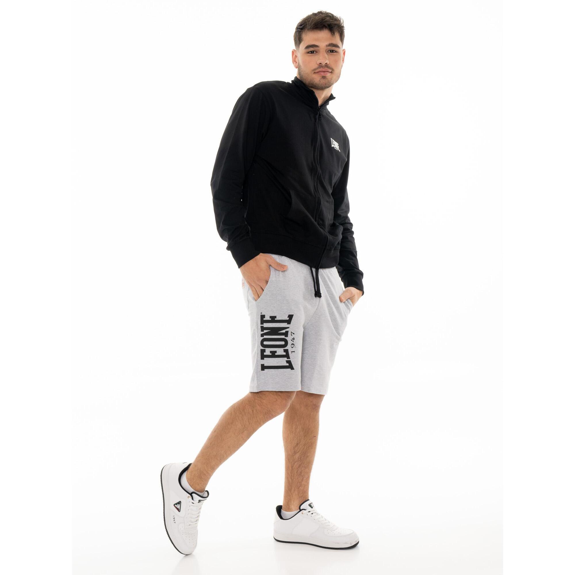 Pantalón corto de hombre con gran logo Leone Basic