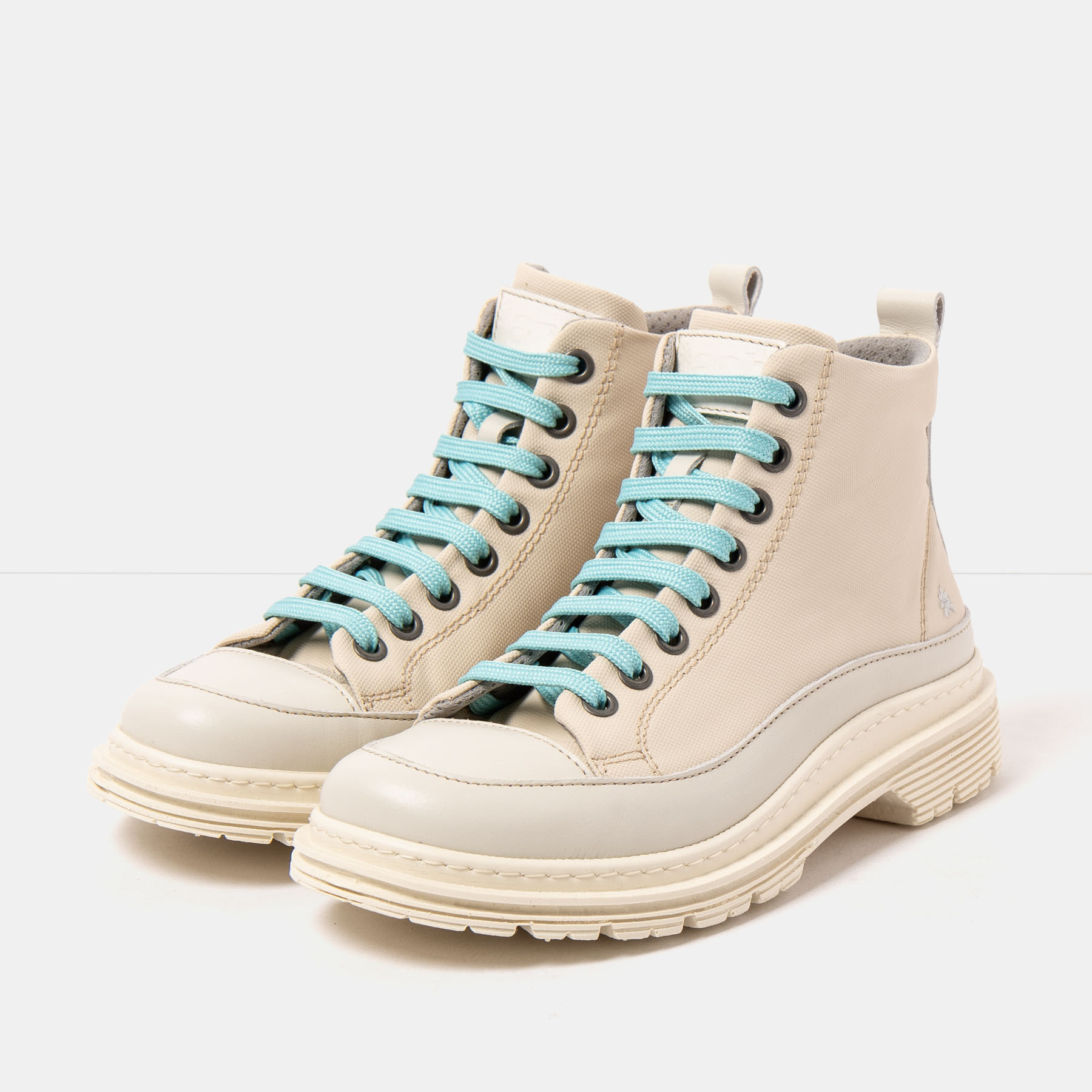 Botines 1895 RUBBER NYLON CREAM/ BIRMINGHAM color Cream