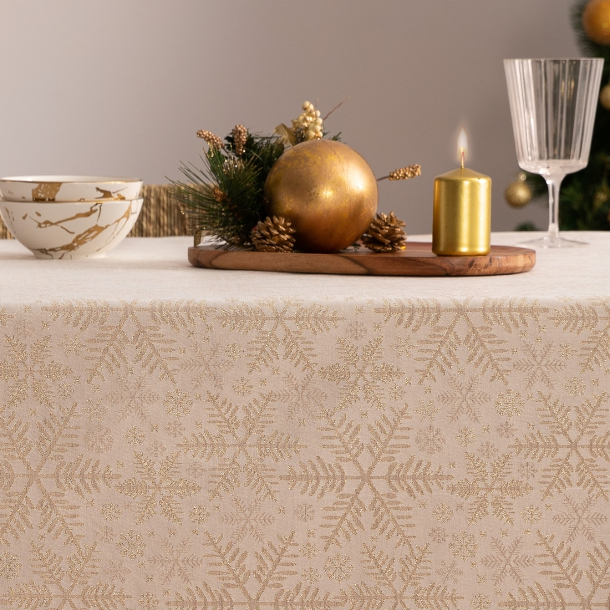 Mantel antimanchas LOANA GOLD