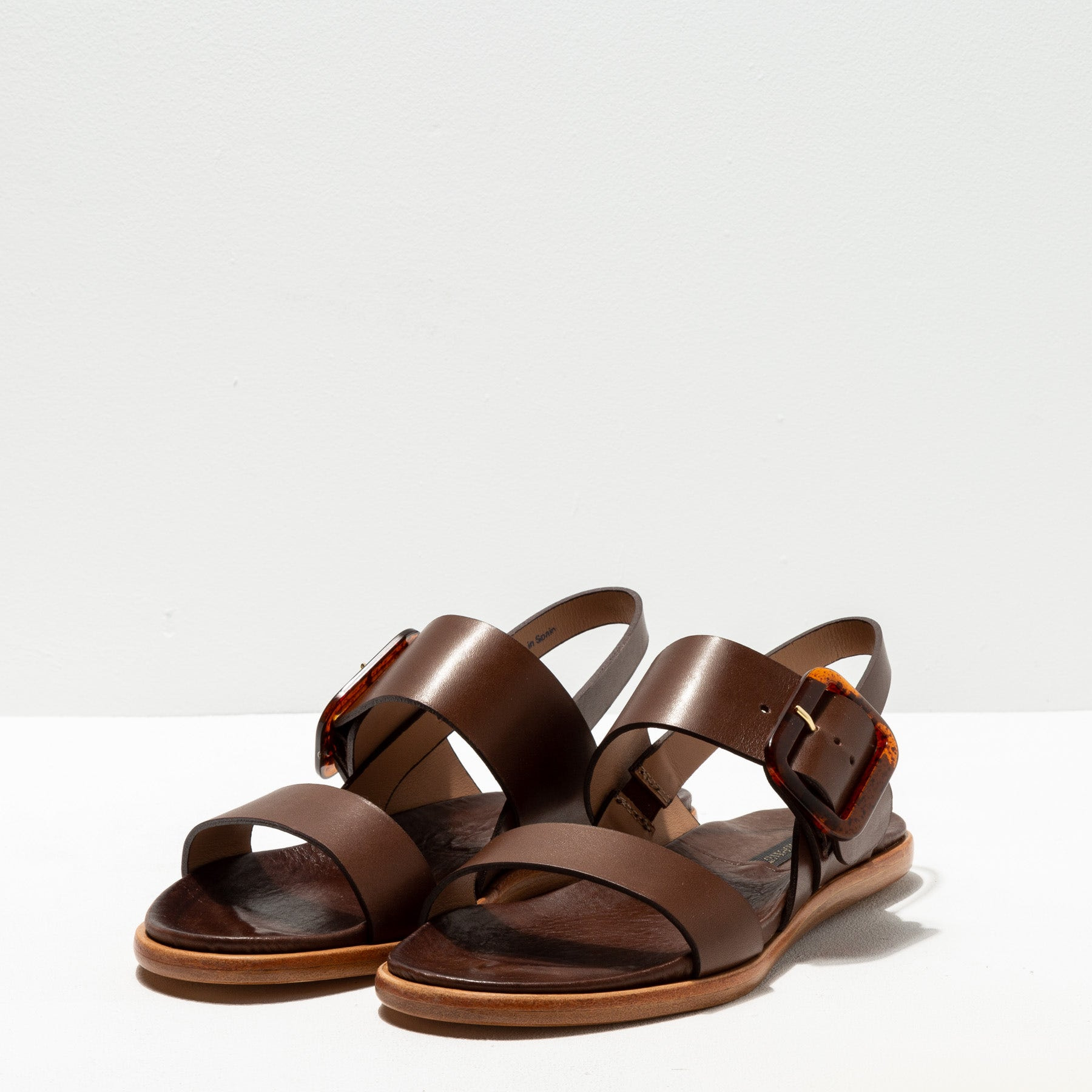 Sandalias S3006 RESTORED SKIN BROWN / AURORA color Brown