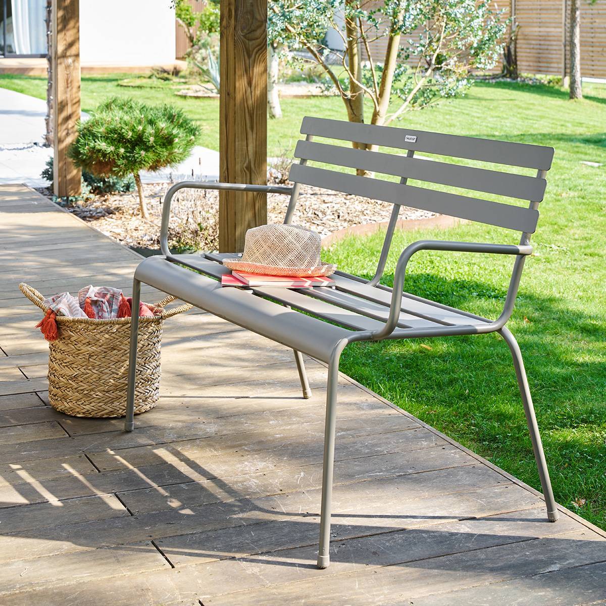 Banc de jardin Greensboro 2 places café
