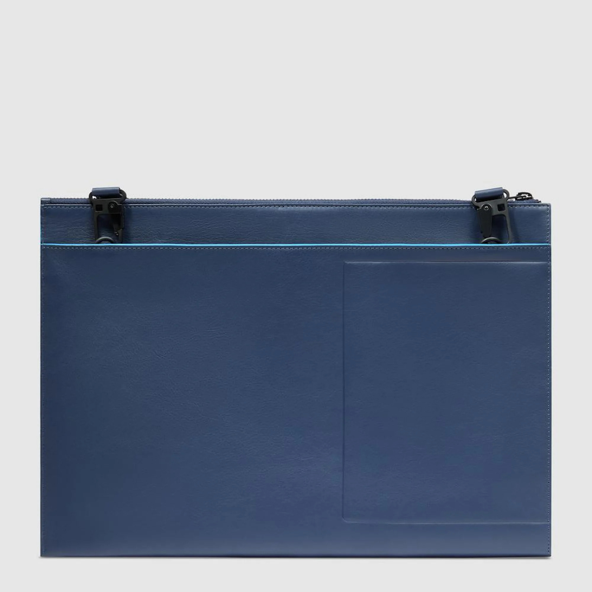 Piquadro Pochette porta iPad® in pelle con tasca per AirPods®, protezioni antiurto e RFID