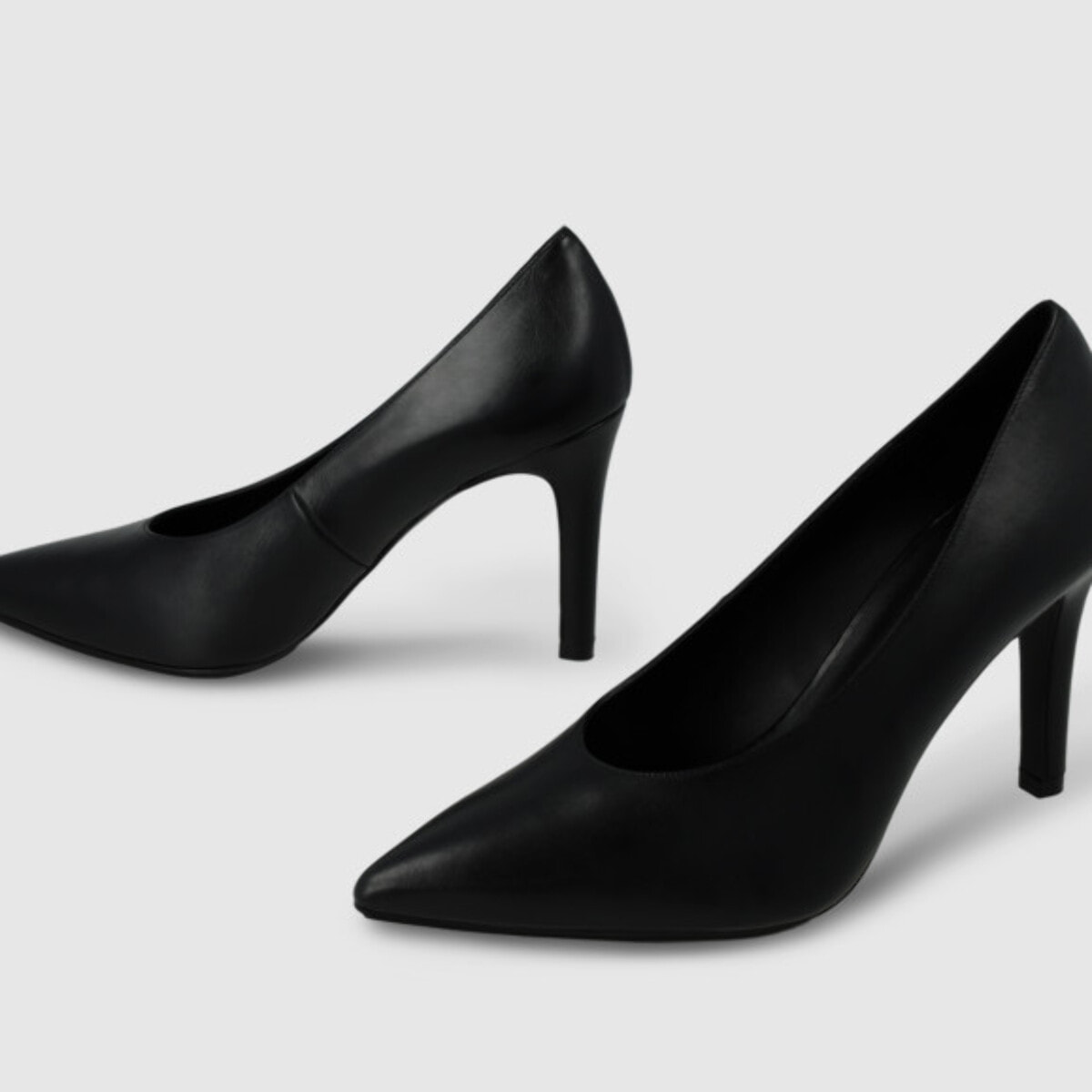 ZAPATOS DE SALÓN NEGROS RINATA