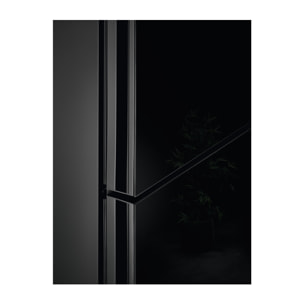 AEG Frigorífico combi de libre instalación Serie 8000 Negro de 201 cm ORC8M361EE