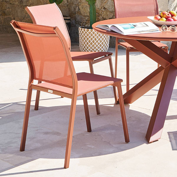 Chaise de jardin Essentia empilable acajou