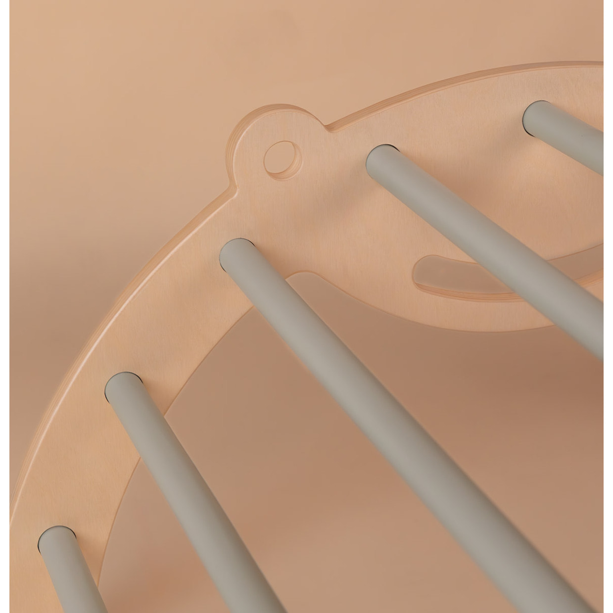 Arco de escalada de madera FROG PIKLER para niños