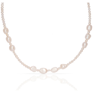 Abundantia Collar de perlas naturales de distintos tamaños, con cierre de mosquetón.