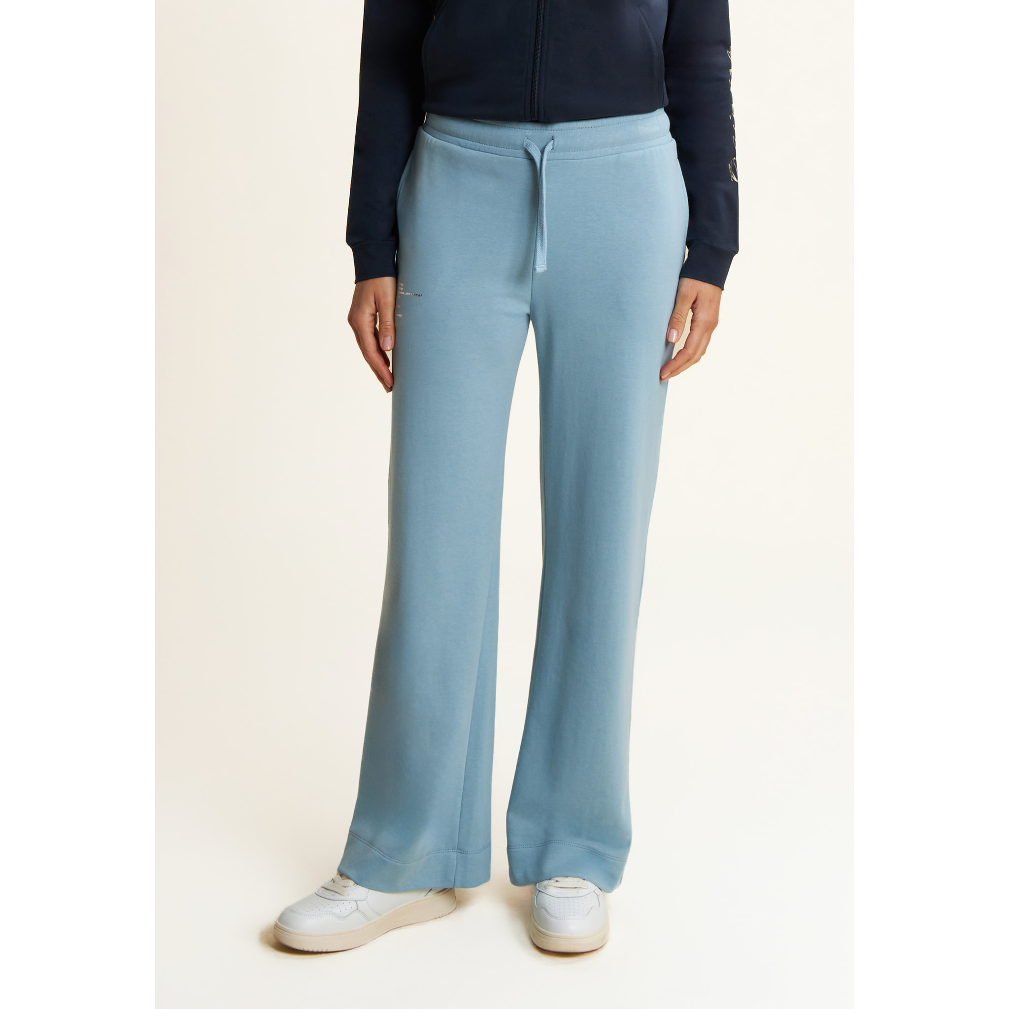 Jogger regular fit in french terry con gamba ampia