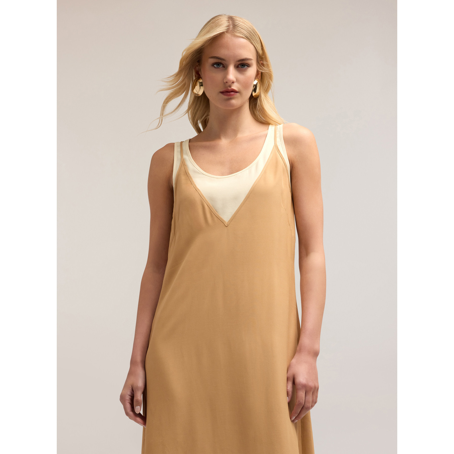 Motivi - Vestido largo doble de viscosa - Beige