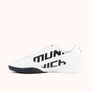 MUNICH M39 04 Zapatillas urbanas de inspiración futsal en color blanco