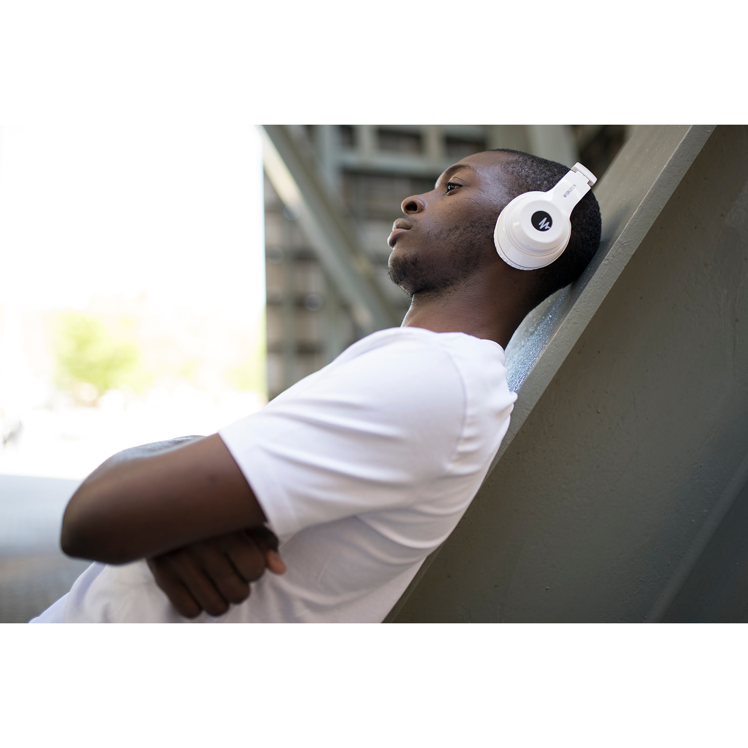 MAGNUSSEN H1 HEADPHONES en color Blanco