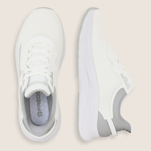 Sneakers uomo in mesh con supporti tecnici e suola leggera