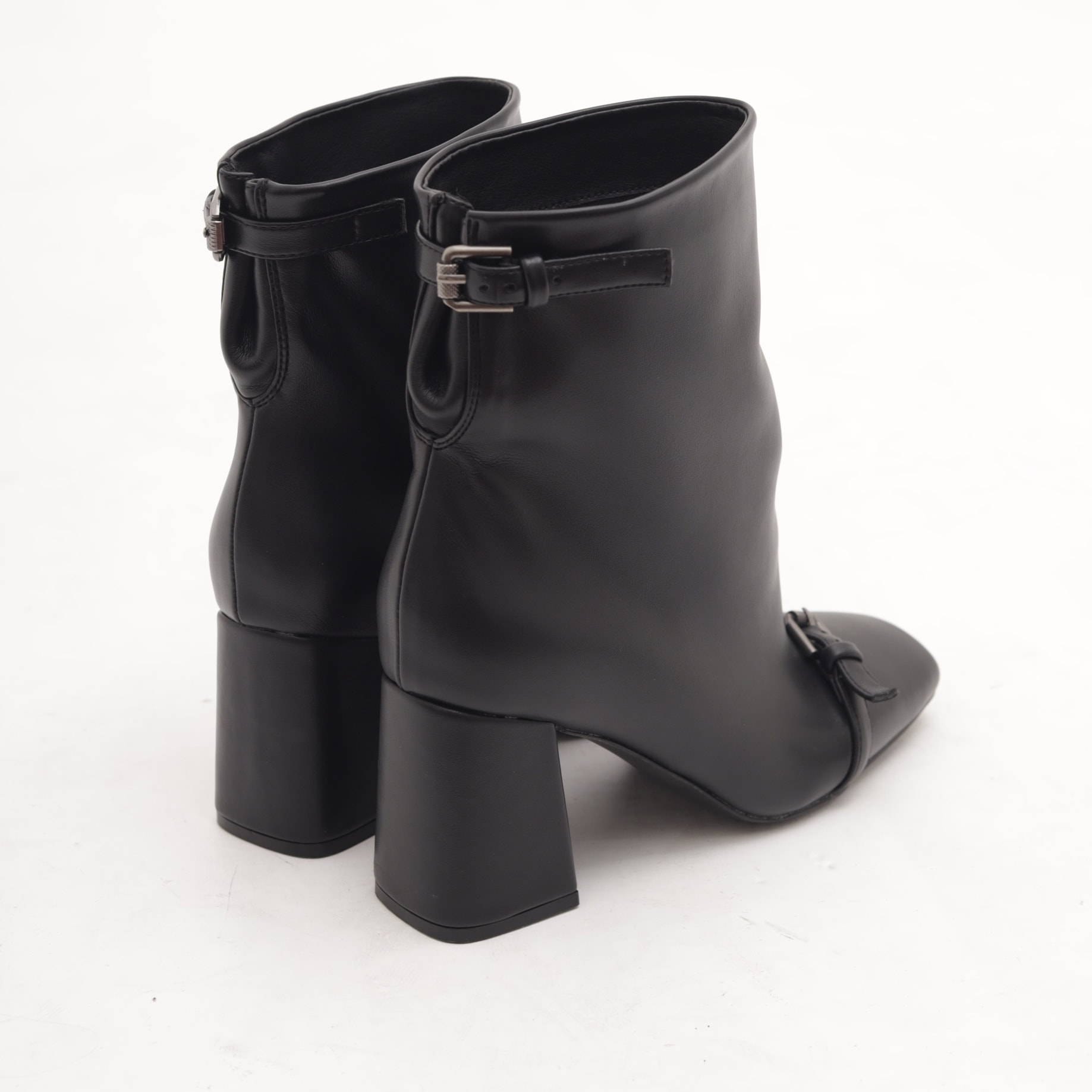STIVALETTO OVERSIZE TACCO NERO