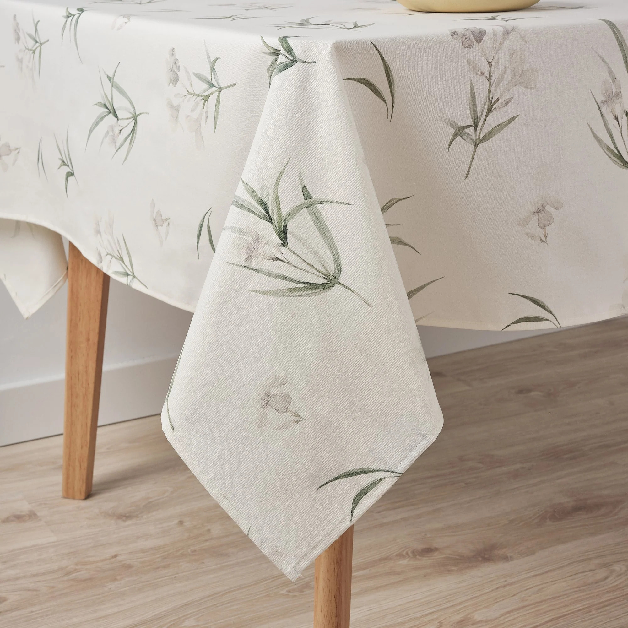 Nappe anti-taches 100 % coton T08