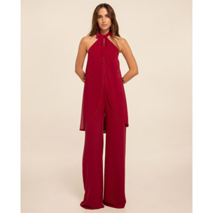 Mono largo con escote halter y camal ancho de mujer