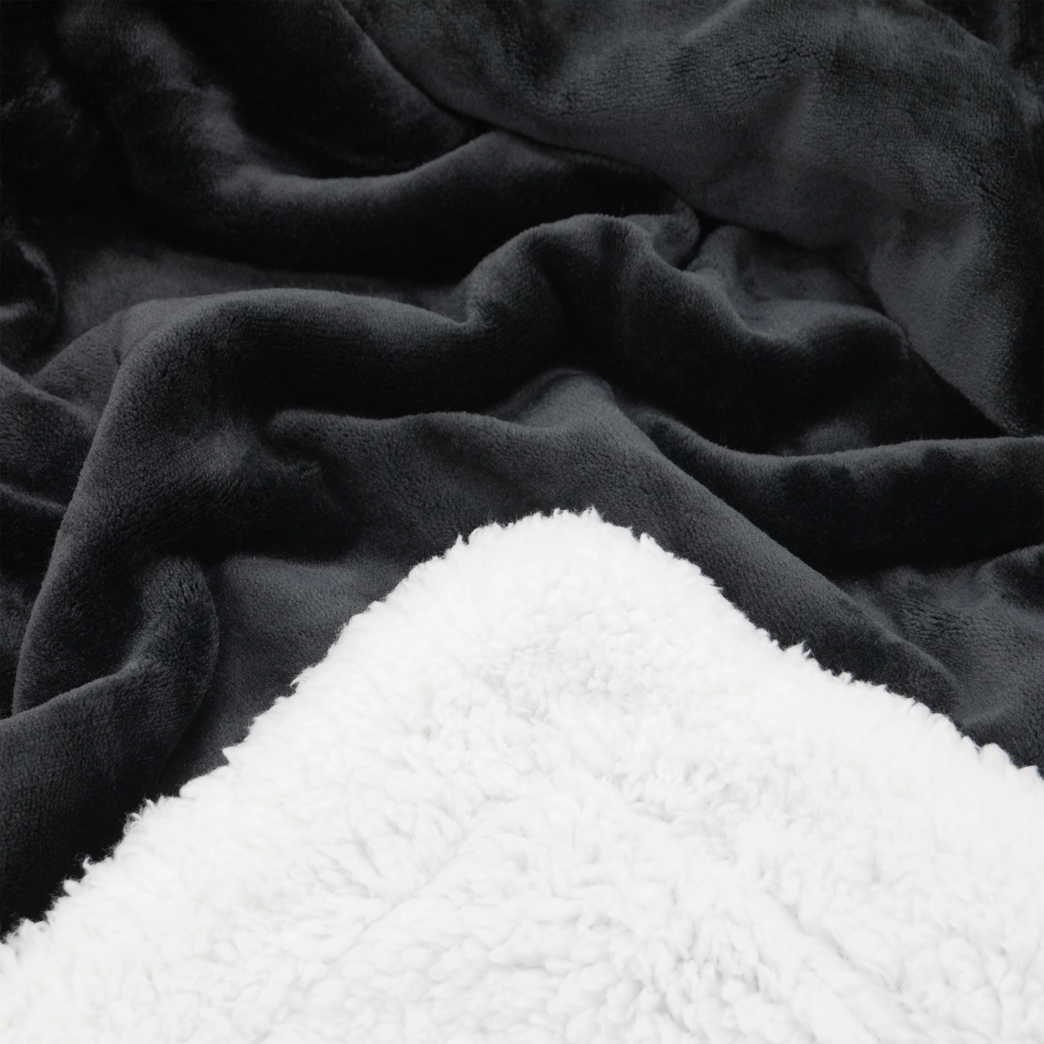 Plaid polaire doublé imitation mouton noir 130 x 170