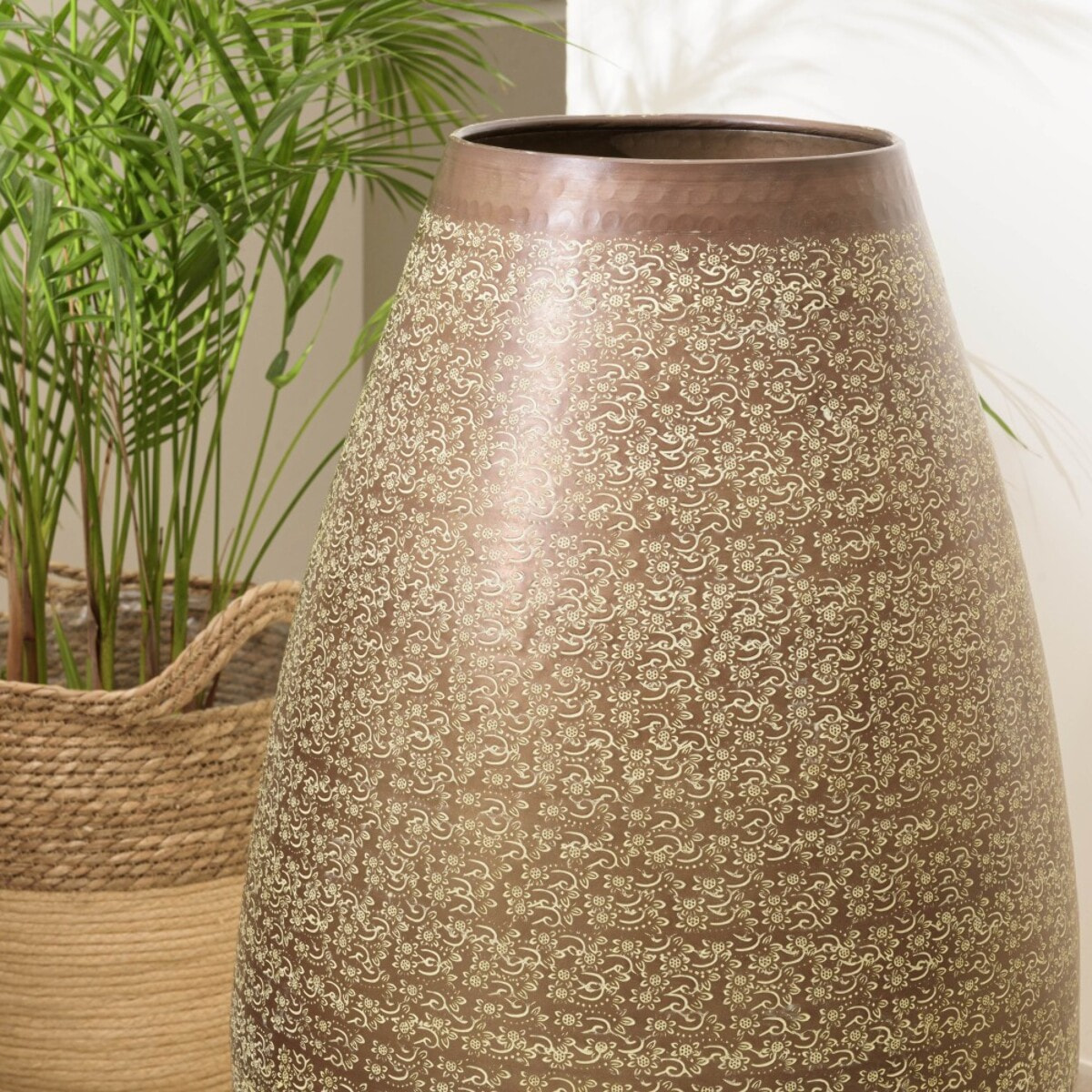 HONORE - Vase aluminium 40x70cm motifs arabesques fleuris vert vieilli