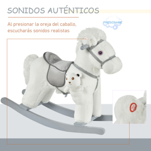 Caballito Balancín con Felpa con Osito de Peluche para Niños 18-36 Meses Caballo Mecedora Sonidos de Relincho y Galope Base de Madera Asiento 35 cm Carga 30 kg 65x26x55 cm Blanco