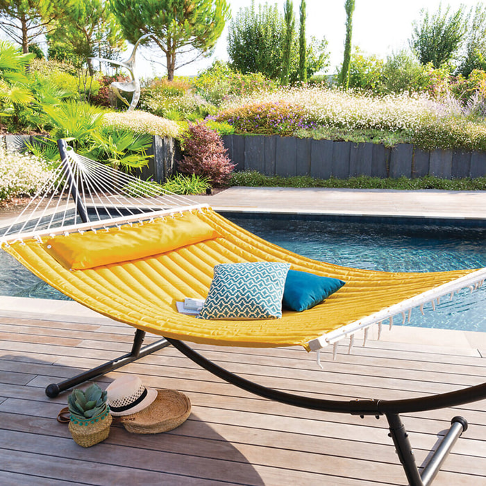 Toile de hamac matelassé "Akio" jaune moutarde 190x140cm en polyester et bois