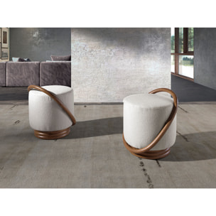 Puff Angel Cerdá con asiento tapizado en tela en blanco base de madera en nogal 52x47x54cm