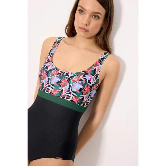 Costume da donna modellante