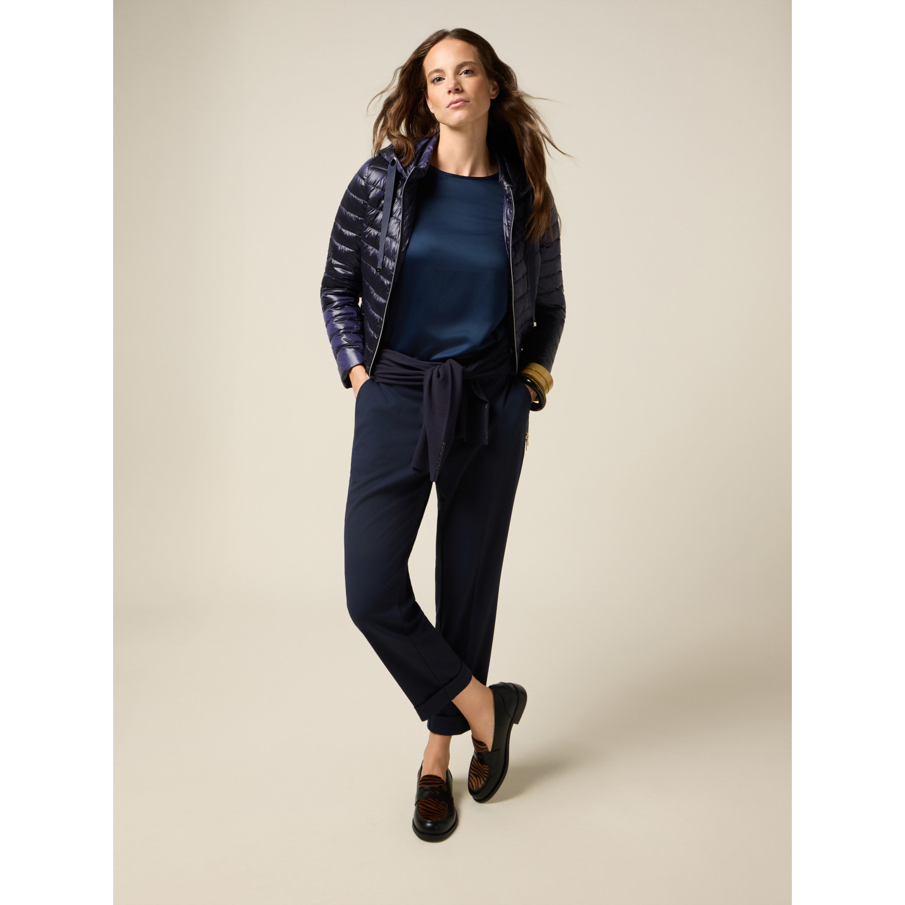 Oltre - Pantalones cropped de tejido crepé - Azul