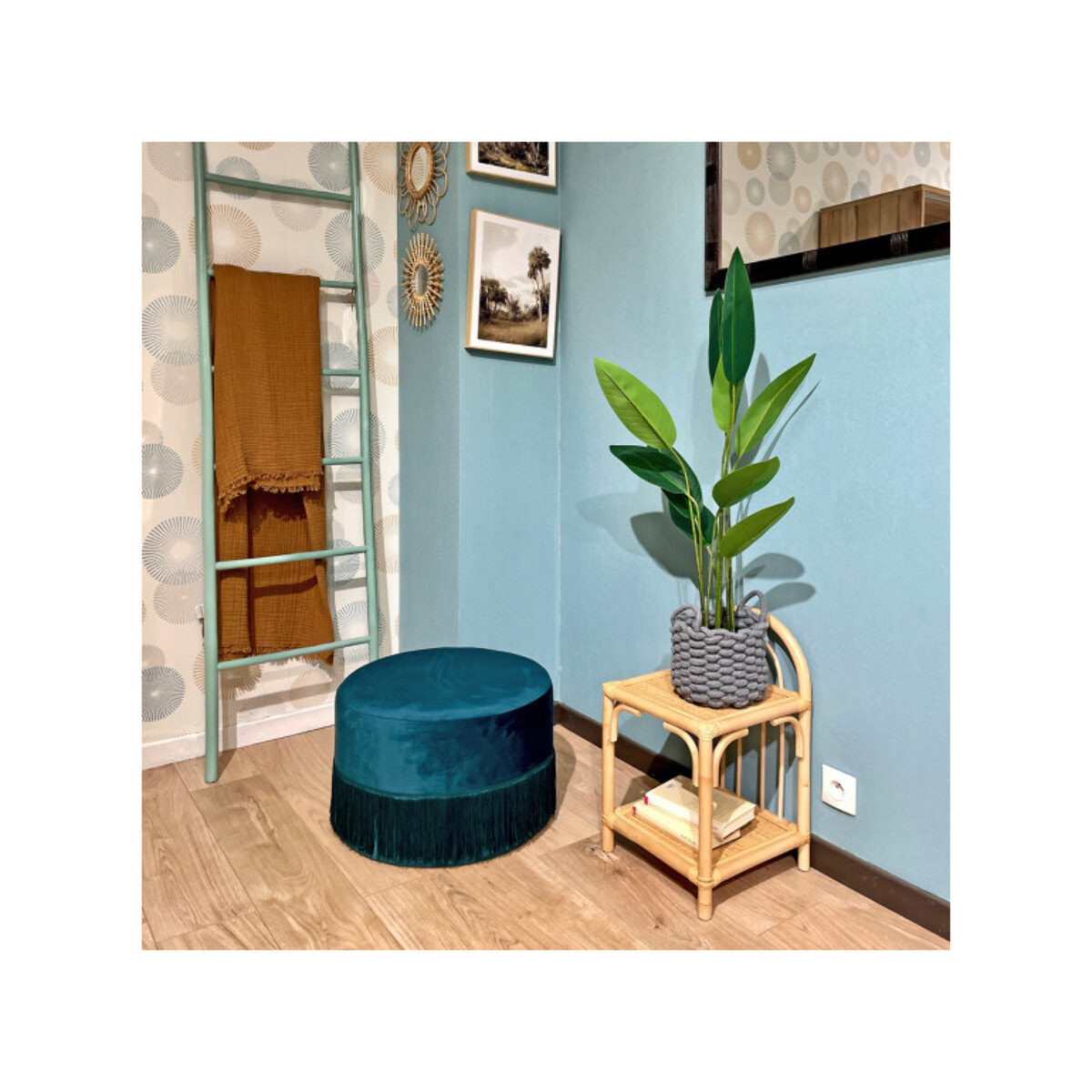 Table d'appoint H. 56 cm en rotin et cannage 2 tablettes – VIVIA