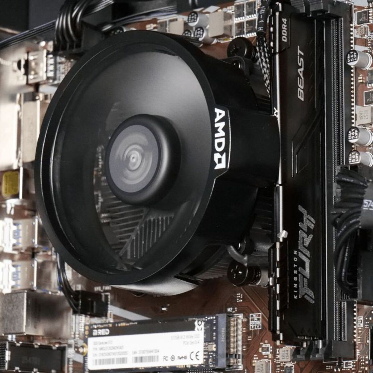 Unité centrale MRED CBT105-01 R5 5500GT 8Go 512Go