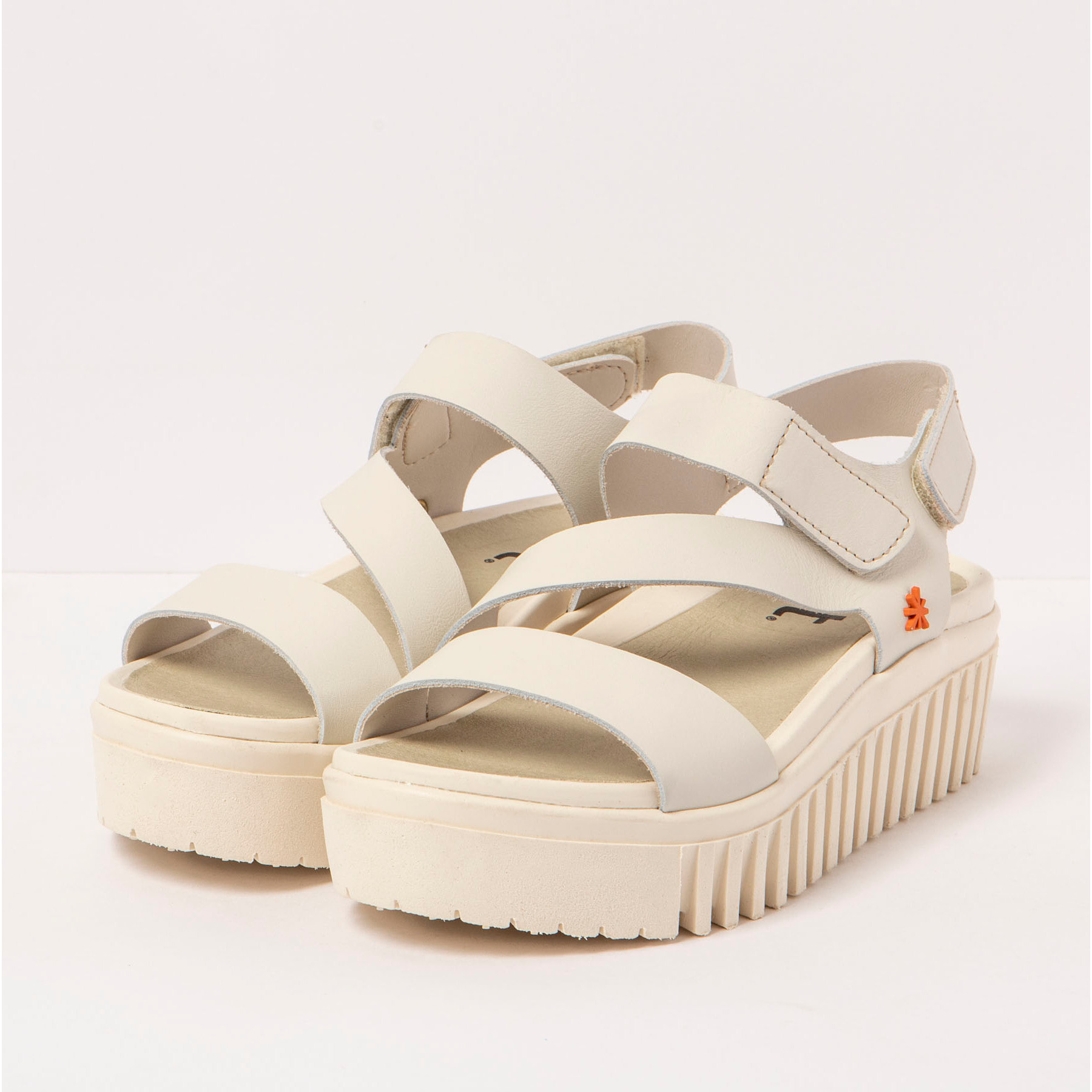 Sandalia de cuña 1573 NAPPA CREAM/BRIGHTON color Cream
