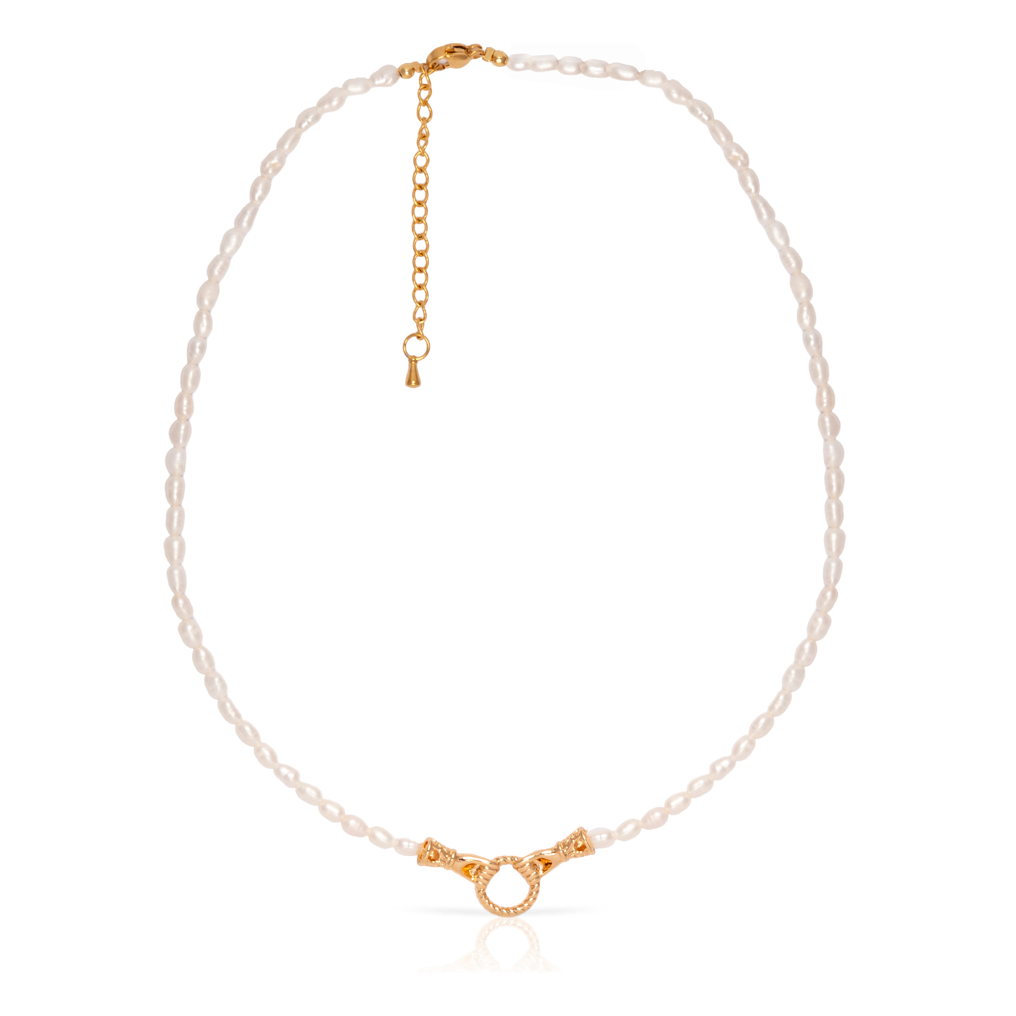 Fides Set de pulsera y collar a juego de perlas naturales con adorno central con diseño de anillo en manos.