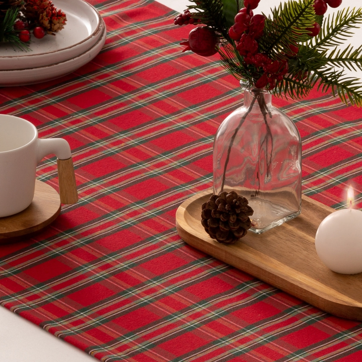 Camino de mesa NAIBI ROJO