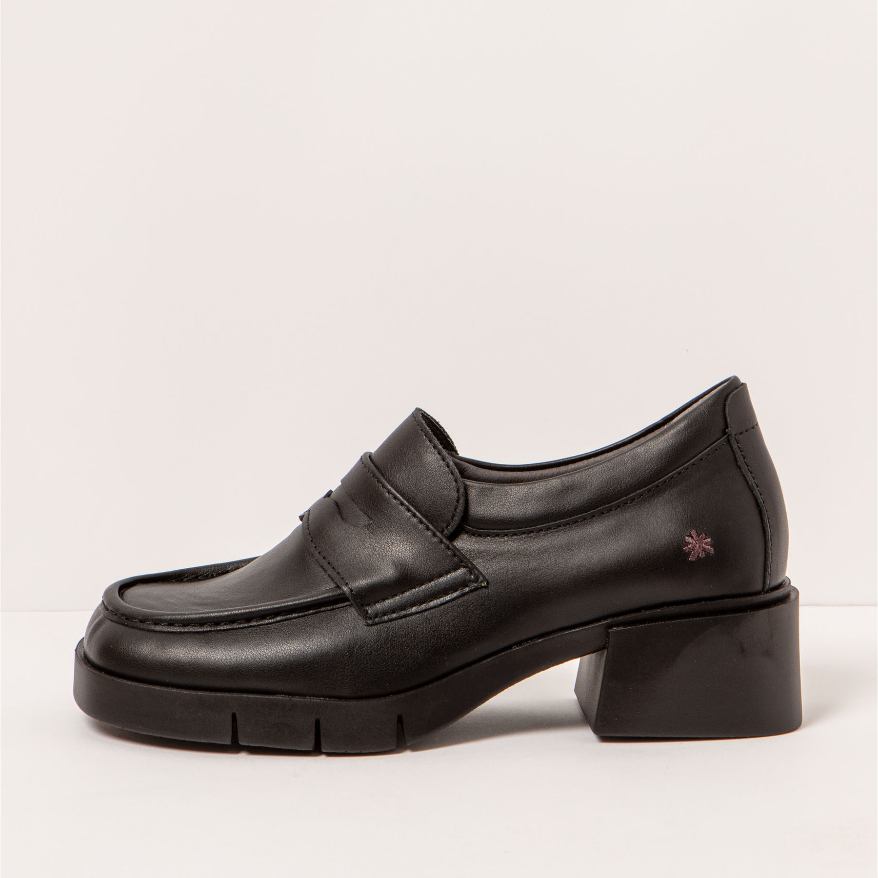 Zapatos 1283 NAPPA BLACK / VARSOVIA color Black