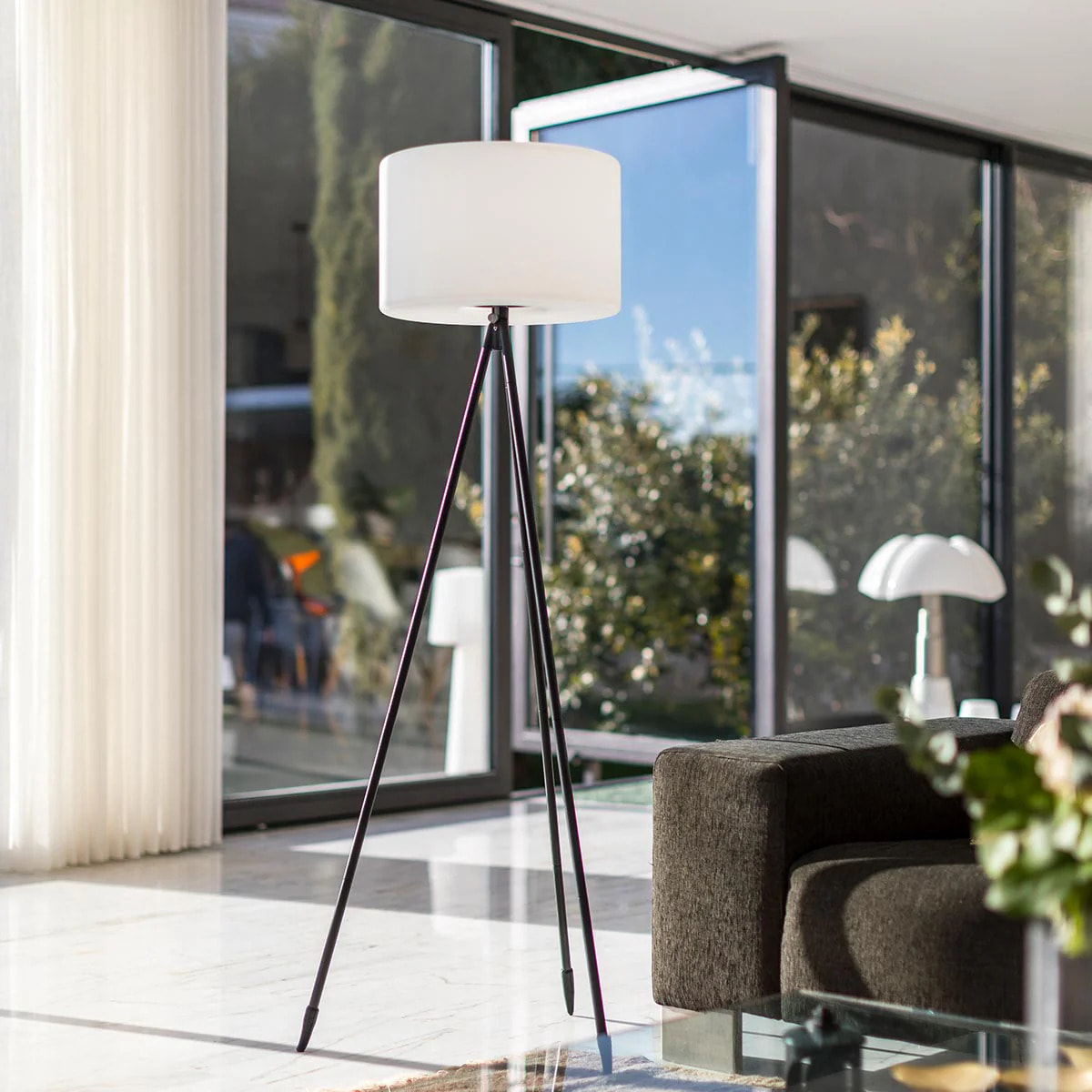 Lampadaire sans fil TAMBOURY RGB H150CM