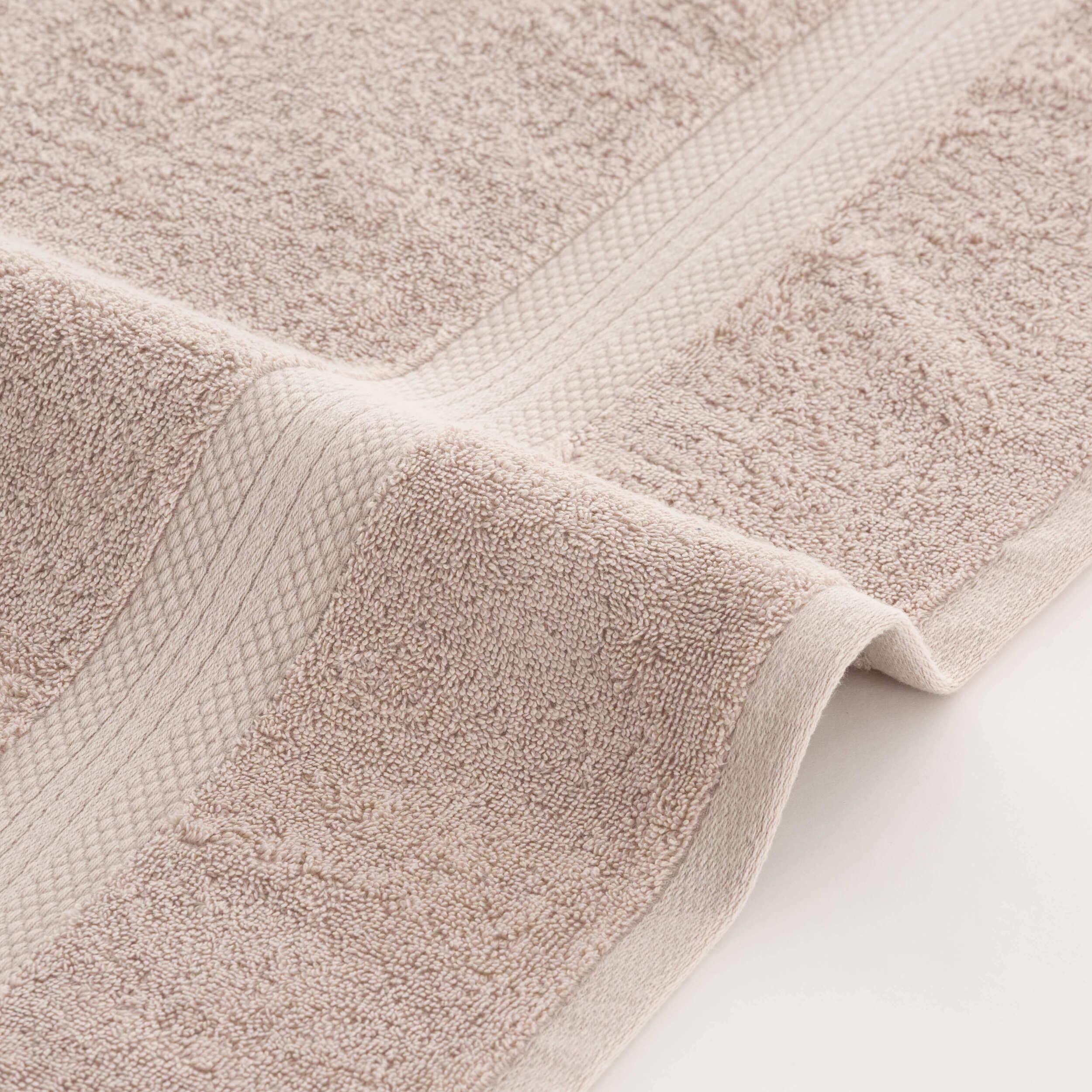 Serviette de bain 100% coton peigné 650 gr Moka