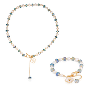 Set de pulsera y collar a juego con colgante de trébol de cuatro hojas, cuentas de cristal azul y perlas naturales.