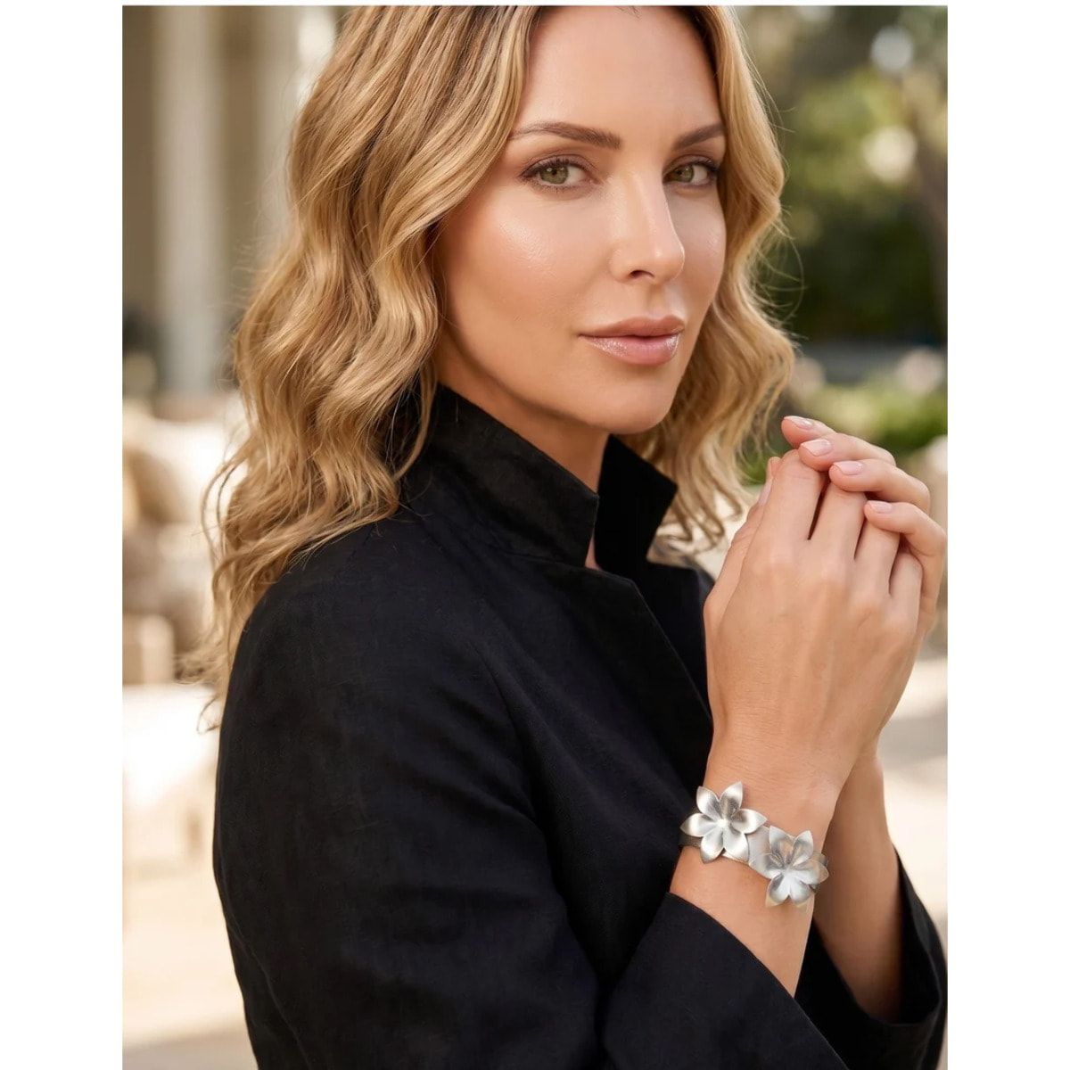 Brazalete doble flor margarita plata 10µ