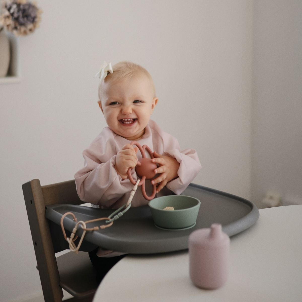 Mushie Babero Con Mangas Solid