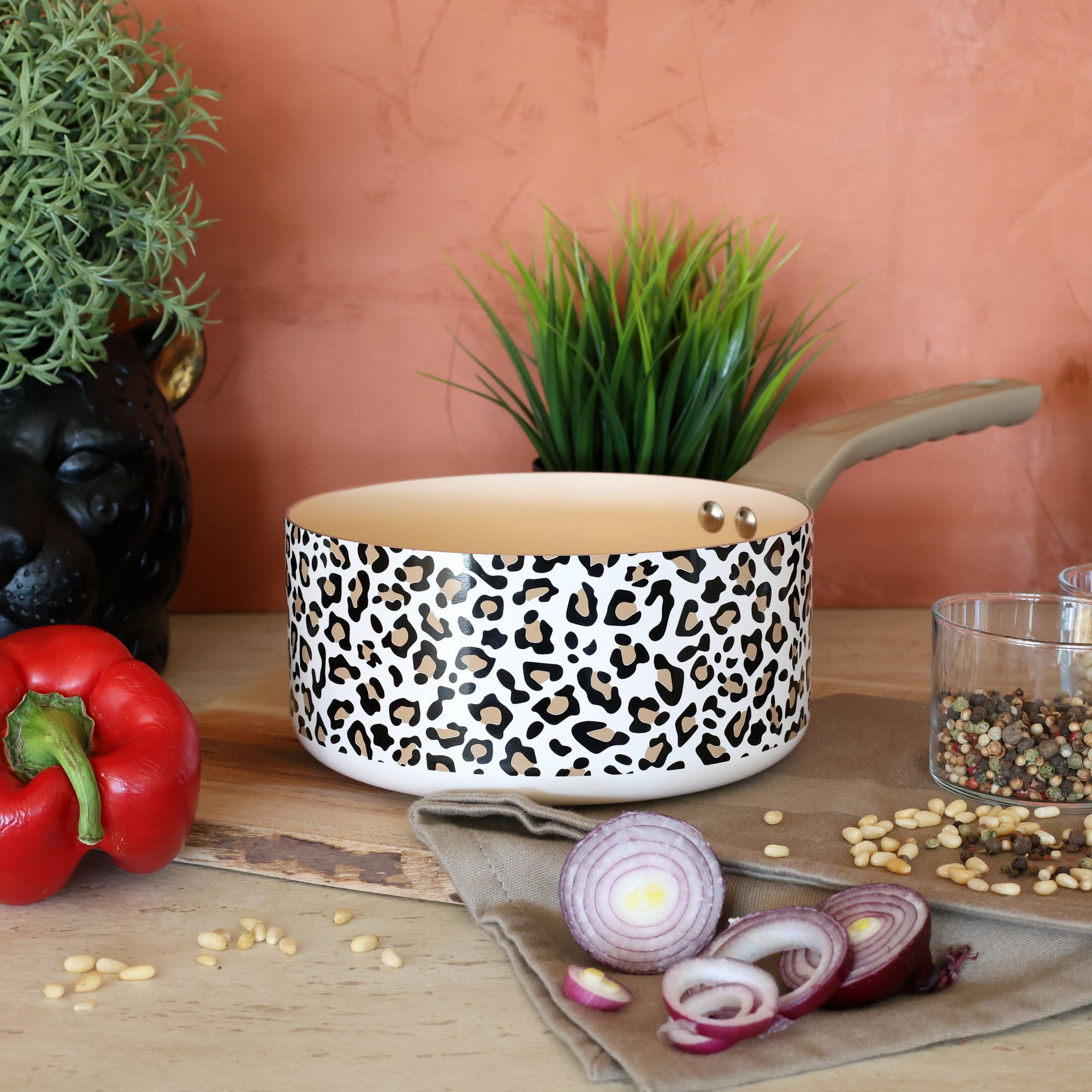 Casserole en aluminium 18cm léopard - tous feux  LEOPARD