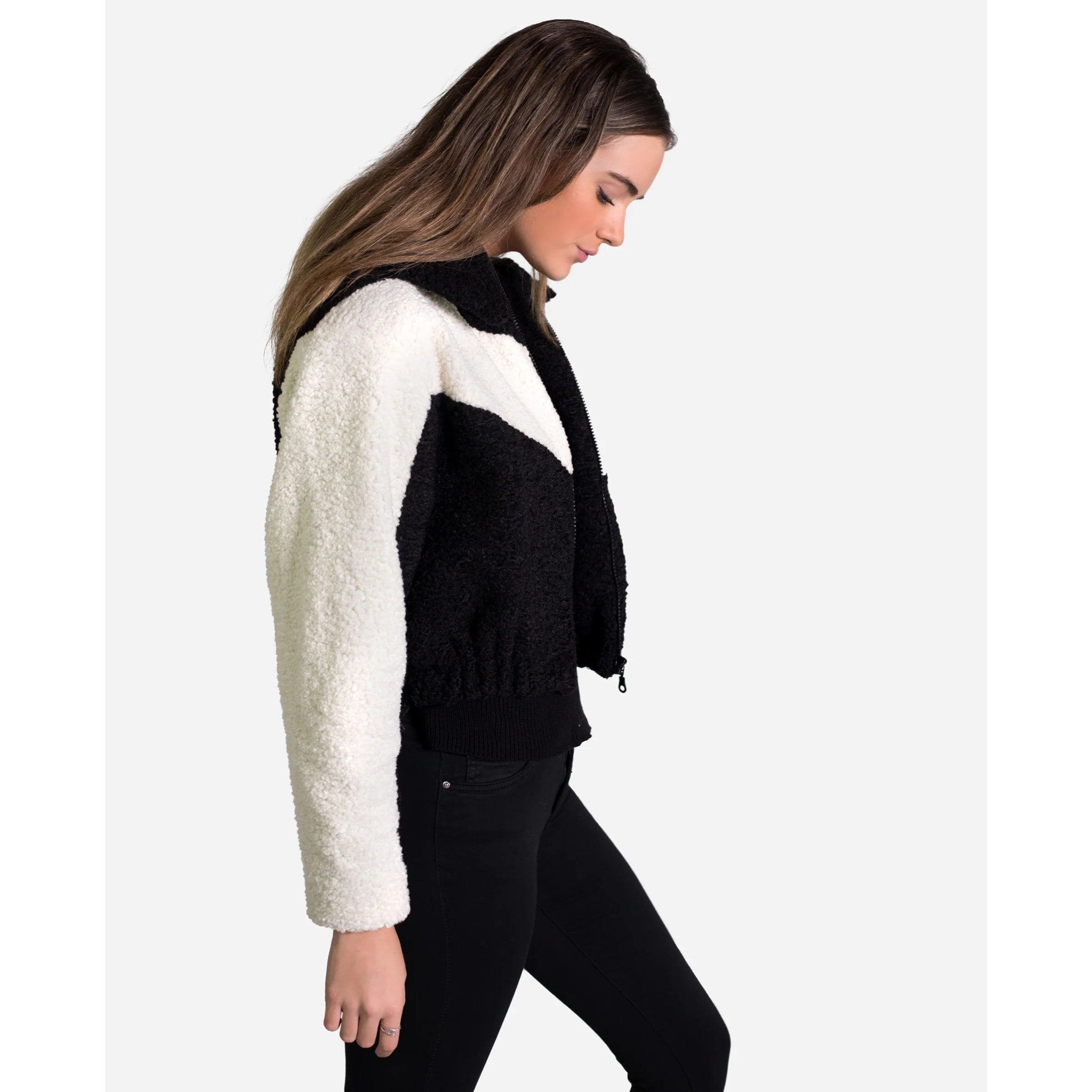 CHAQUETA BALANCE · NEGRO Y BLANCO